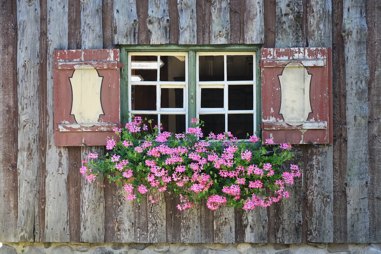 Come riciclare vecchie finestre in legno
